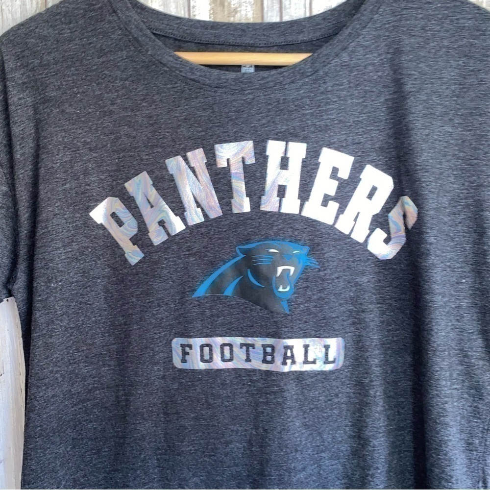 Carolina Panthers Juniors Medium Tee NWT Gray Fitted NFL Shirt - Picture 2 of 4